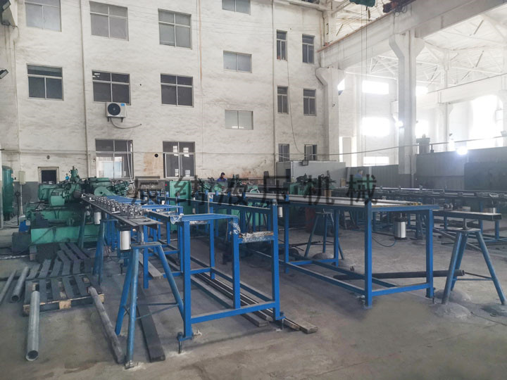 生產(chǎn)車(chē)間